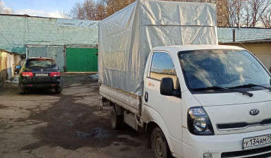 10 кубов , до 1.5 тонны, центр. Грузоперевозки.