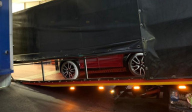 Крытый автовоз