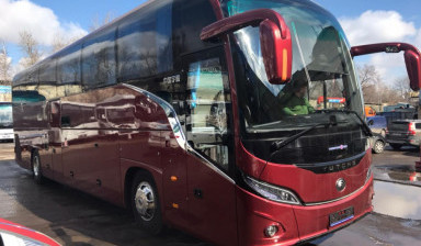 Автобус 51 место для комфортабельных поездок.