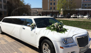 Лимузин Chrysler C300 в Белгороде