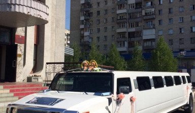 Заказной лимузин напрокат, в аренду.