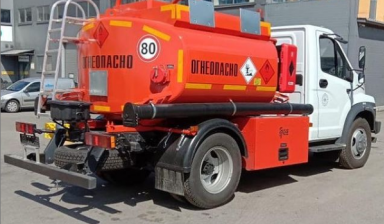 Услуги по перевозке светлых нефтепродуктов