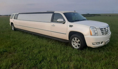Лимузина Cadillac на свадьбу