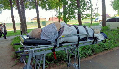 Транспортировка, перевозка лежачих больных.