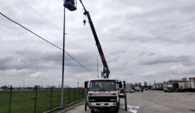 Автовышка в аренду. Высотные работы автовышкой.
