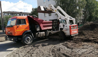 Самосвал Камаз 55111