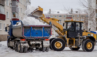 Уборка снега в Иркутске