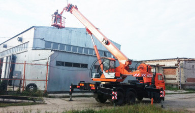 Услуги Спецтехники. Автовышка в аренду.