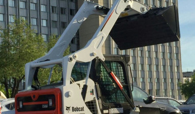 Аренда мини-погрузчика Bobcat T590 kovshovyj