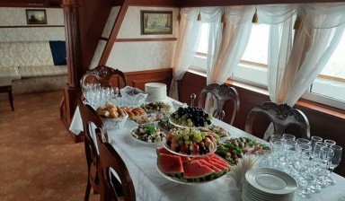 Теплоход в аренду для мероприятий, праздников.