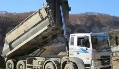 Услуги самосвала в Южно-Сахалинске. щебень, песок.