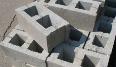 Заботливая перевозка бетонных блоков