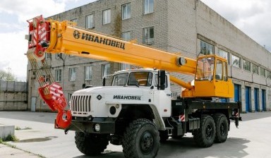 Автокран 25 т (Что,Пто) вездеход в Тобольске.