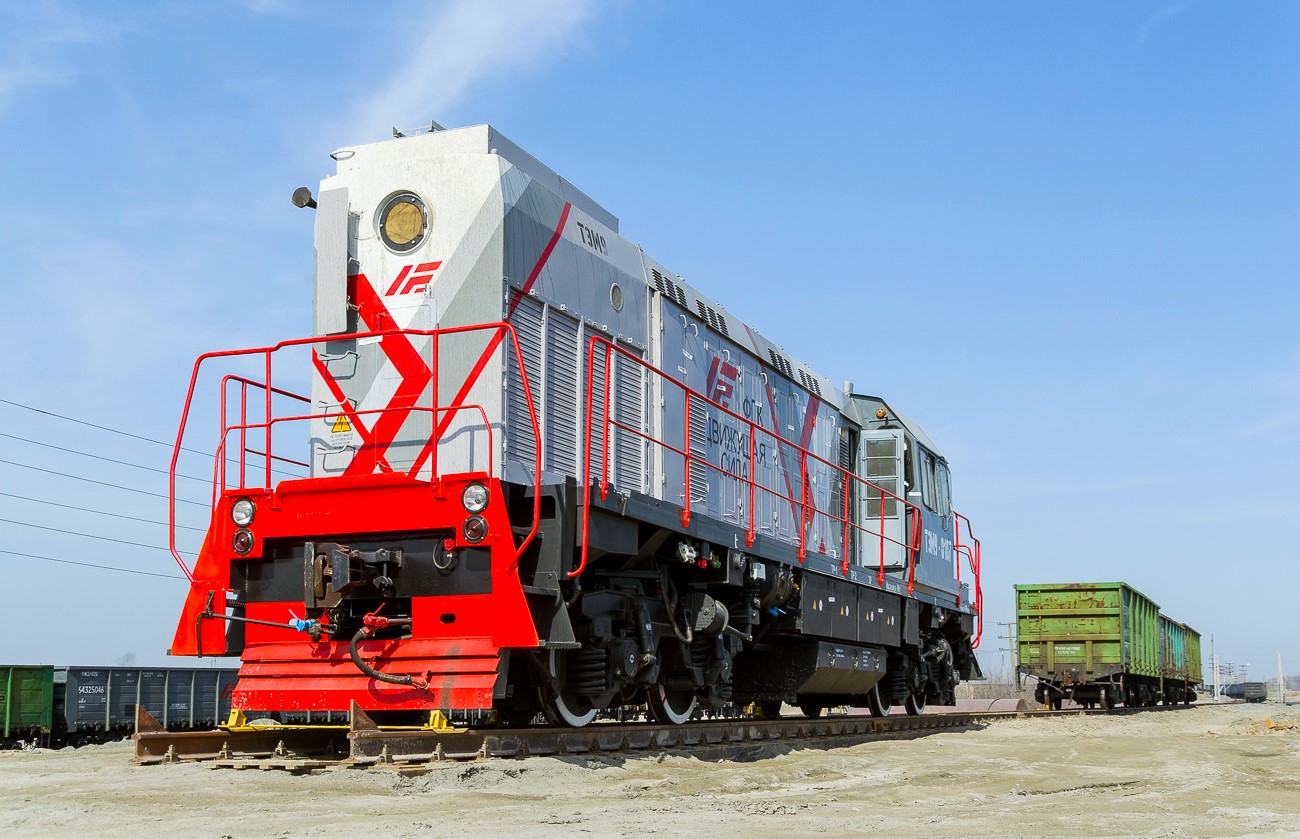 Маневровый локомотив ТЭМ9