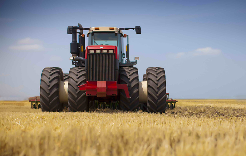 Трактор Buhler Versatile 435