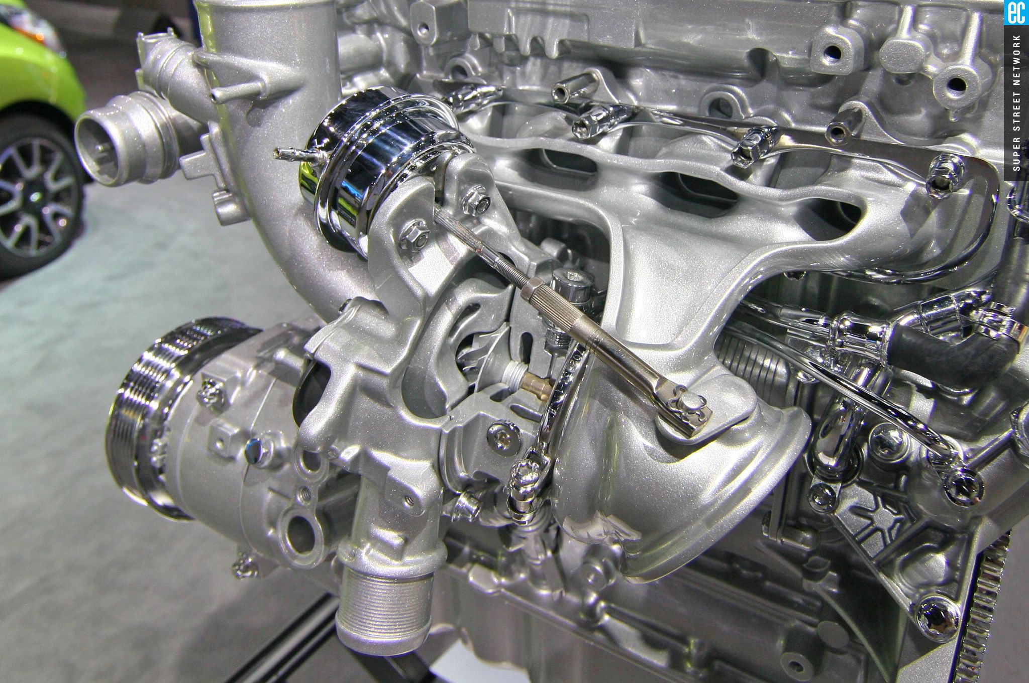 Турбомотор (турбированный бензиновый двигатель): преимущества, недостатки, какой бензин заливать