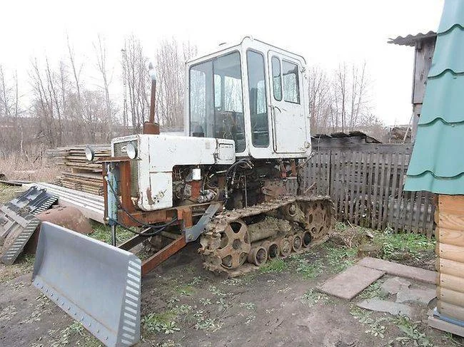 Гусеничный трактор Т-70