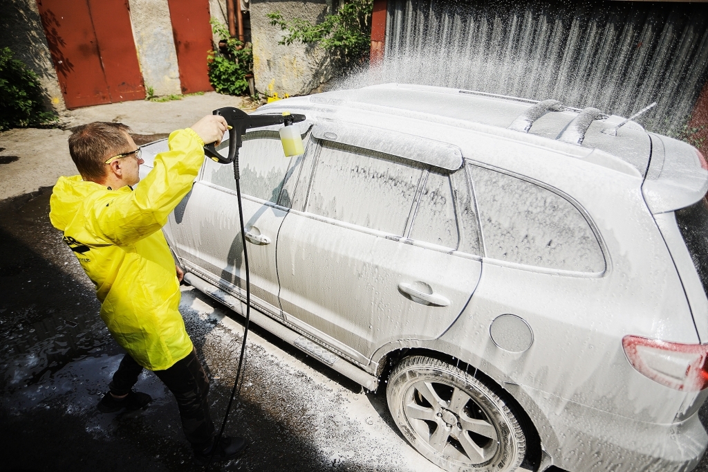 Как правильно помыть машину