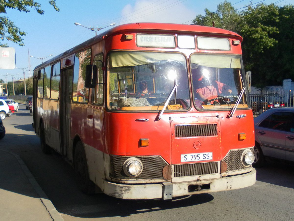 пассажирские перевозки автобусами, троллейбусами, трамваями